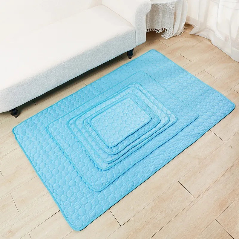 Tapis rafraîchissant pour chiens et chats